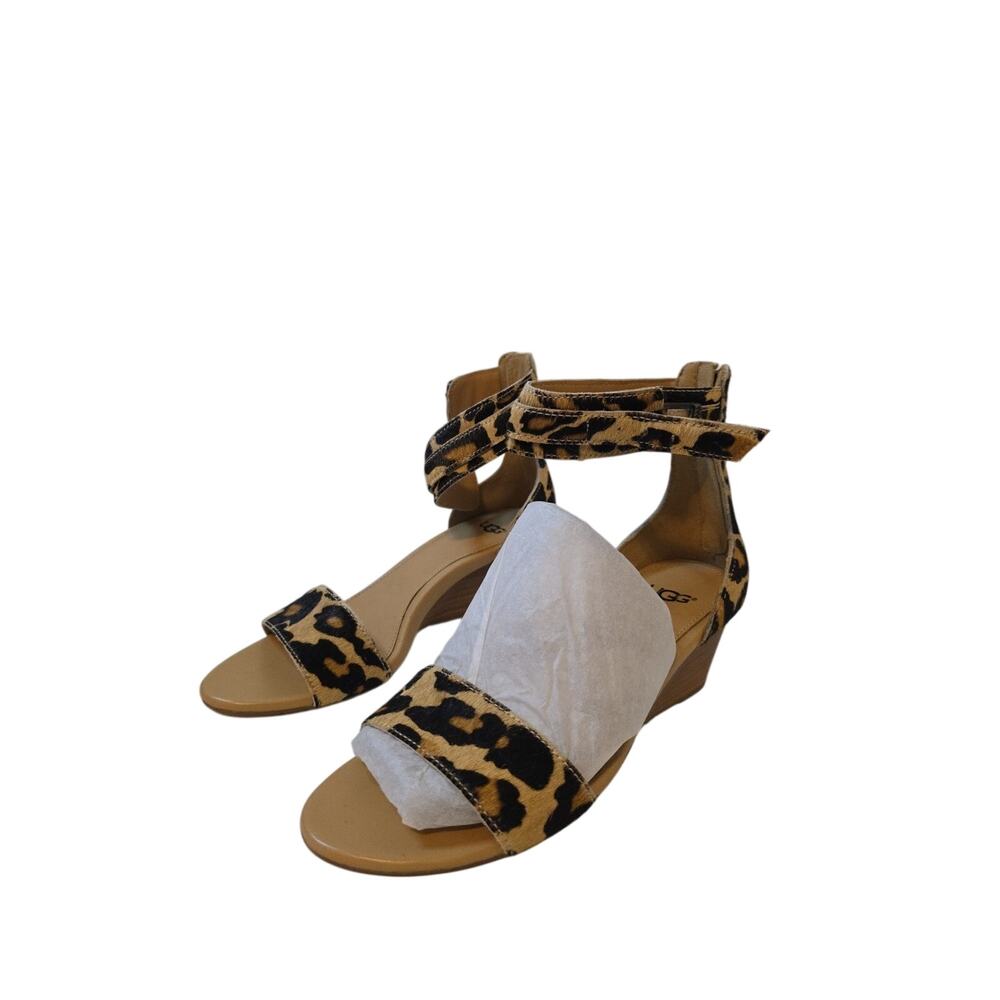 Ugg Women's 6.5 Calf Hair Leopard Print Ankle Strap Sandals